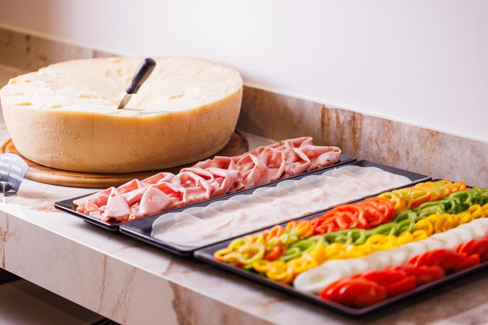 Hotel Capris Capodistria Boutique Екстер'єр фото
